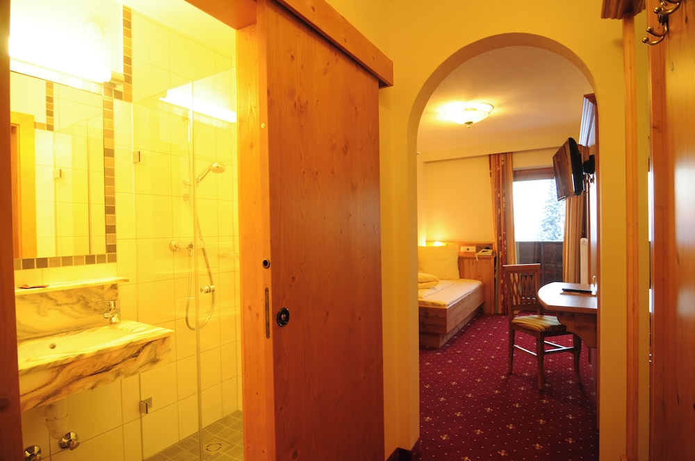 Sporthotel Tirolerhof 37/37