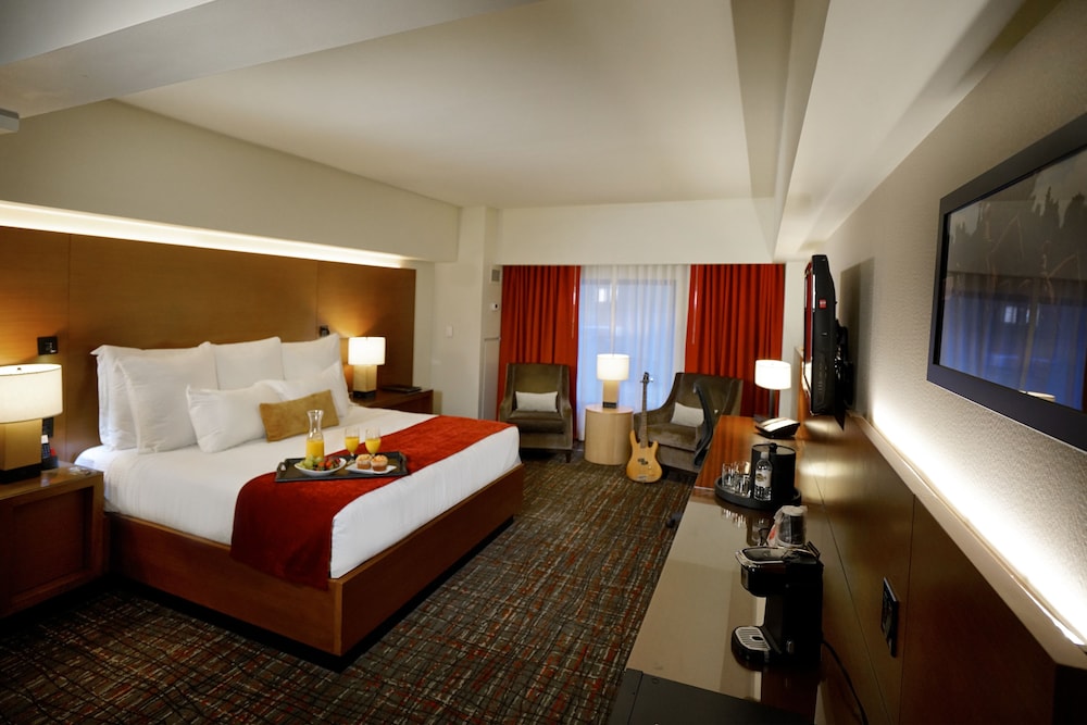 Hard Rock Hotel & Casino Tulsa 15/71