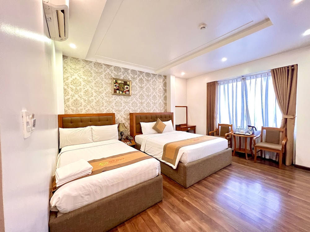 FAMILY, 2 DOUBLE BEDS, CITY VIEW