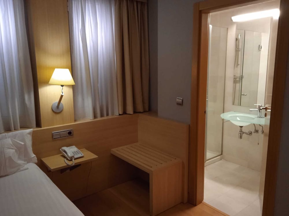 U Hotel Villa Goma 37/38