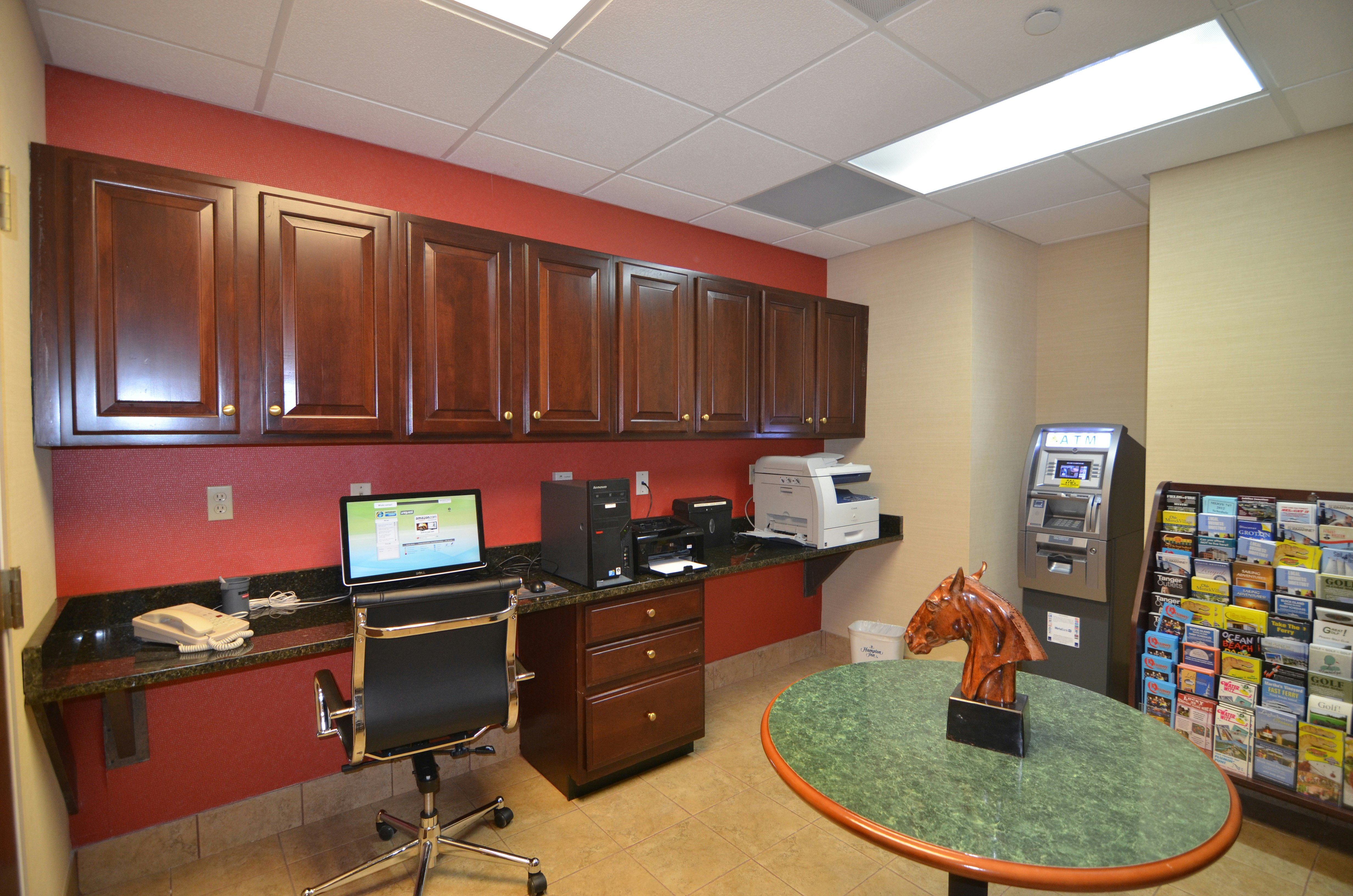 Hampton Inn Groton 54/56