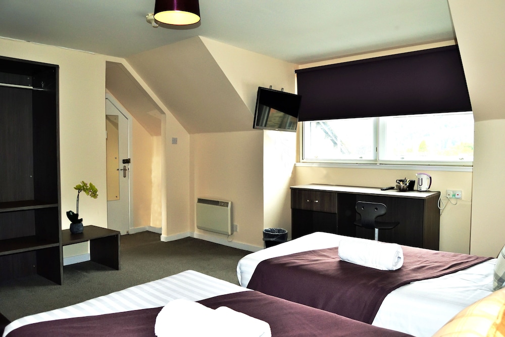 The Breadalbane Arms Room Only Hotel 10/38