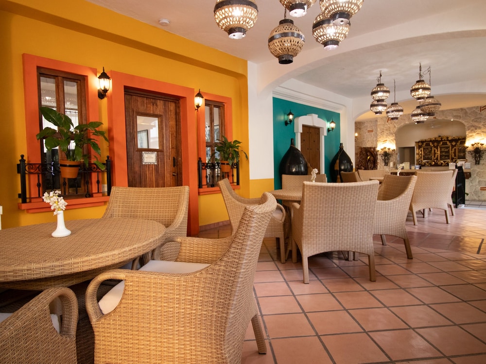 Los Arcos Suites 34/49