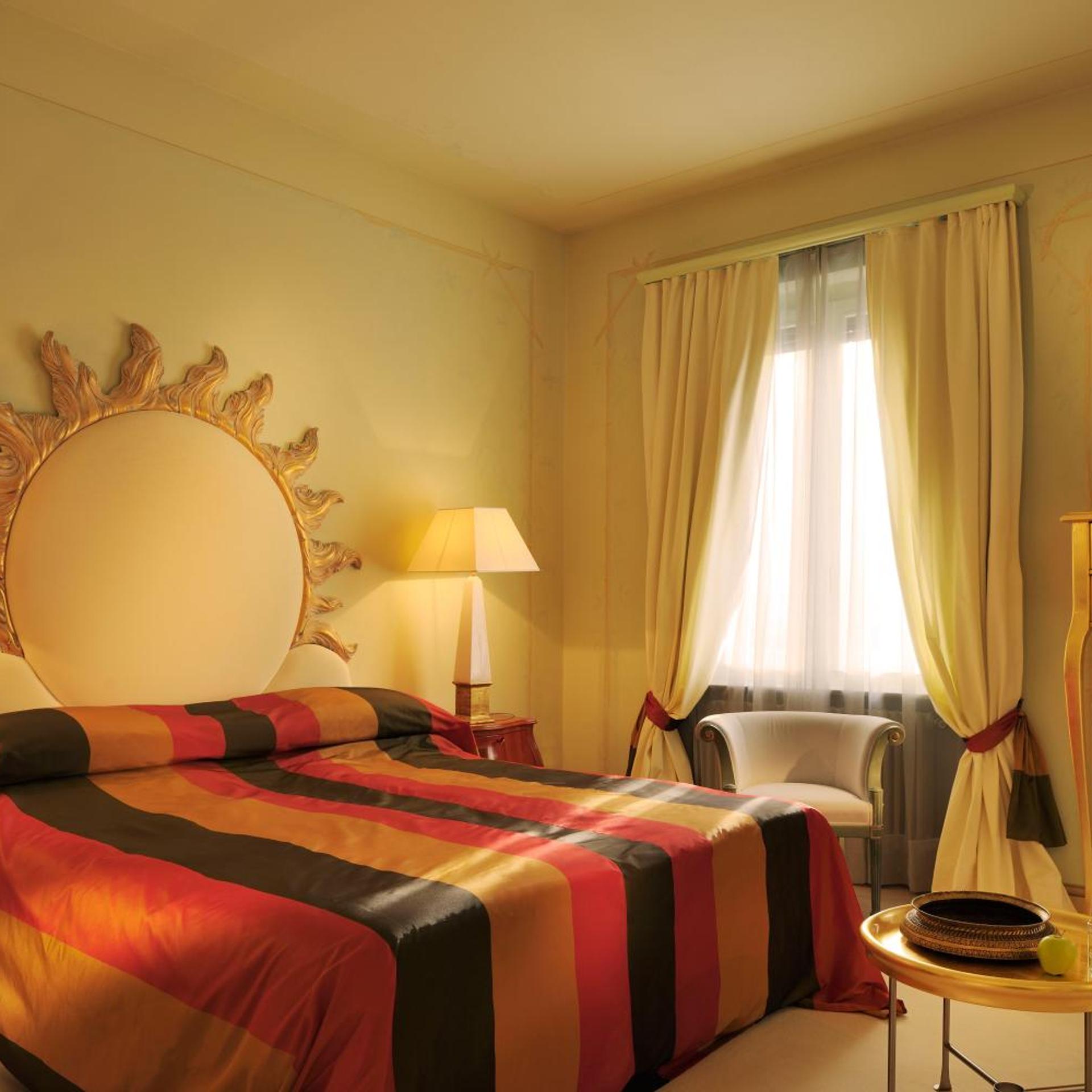 Suite, Single Bed