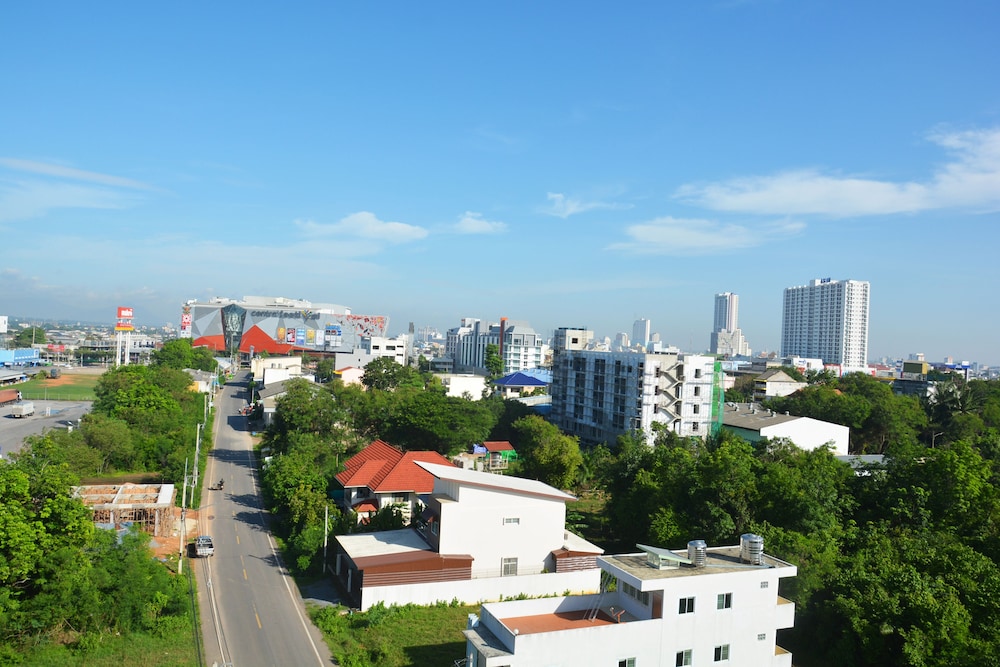 The Smart Hotel Hatyai 60/67