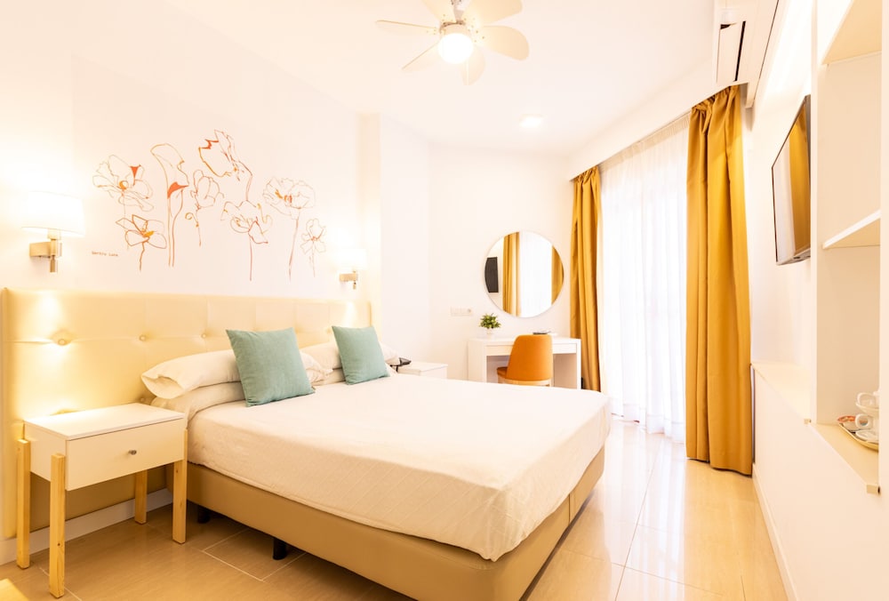 Hotel Angela 25/69