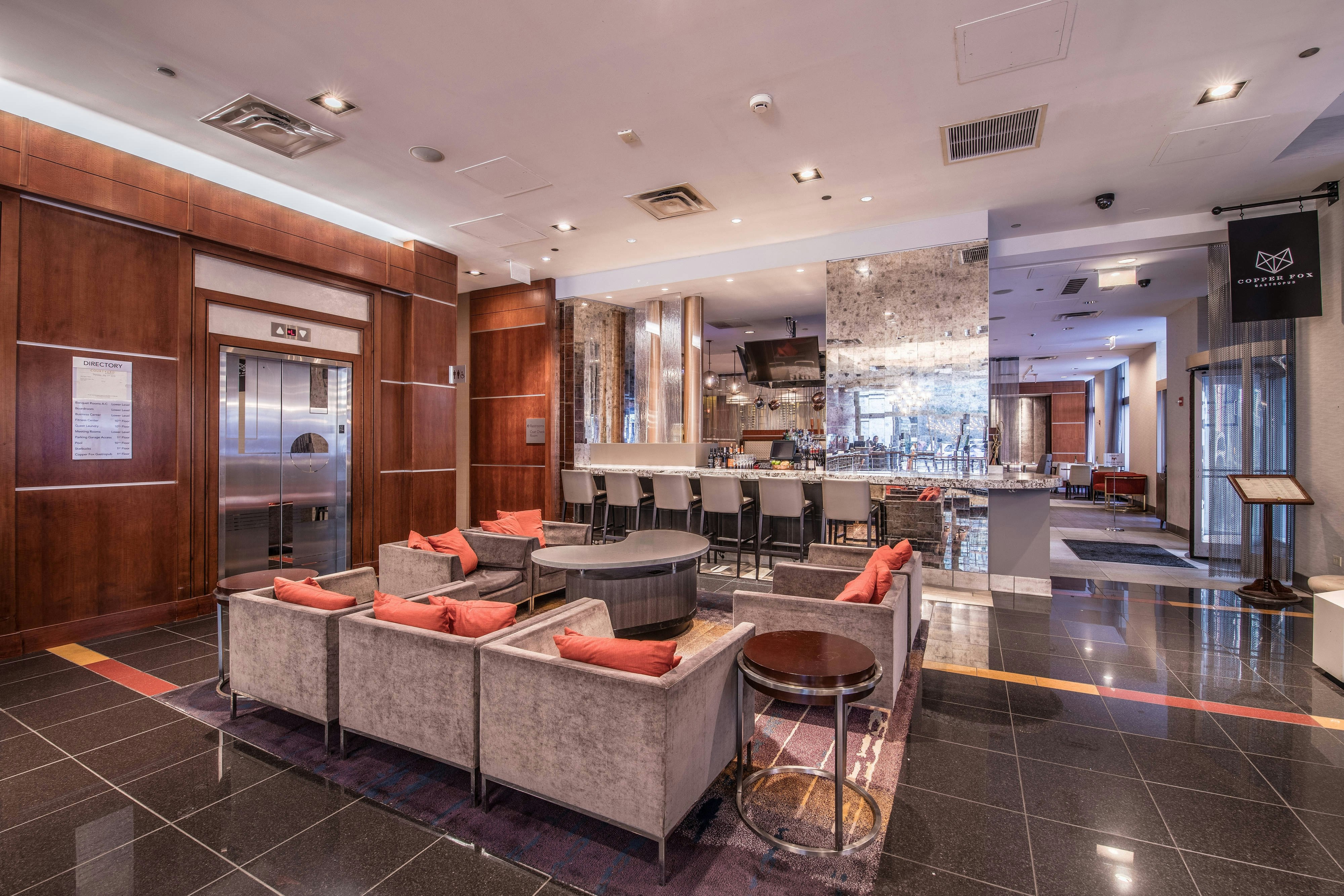 Courtyard Chicago Downtown/Magnificent Mile 41/63