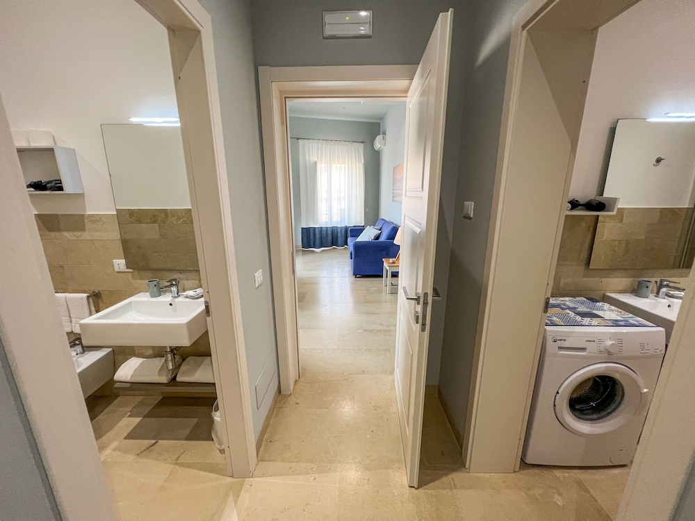 ZIBIBBO SUITES & ROOMS 75/76