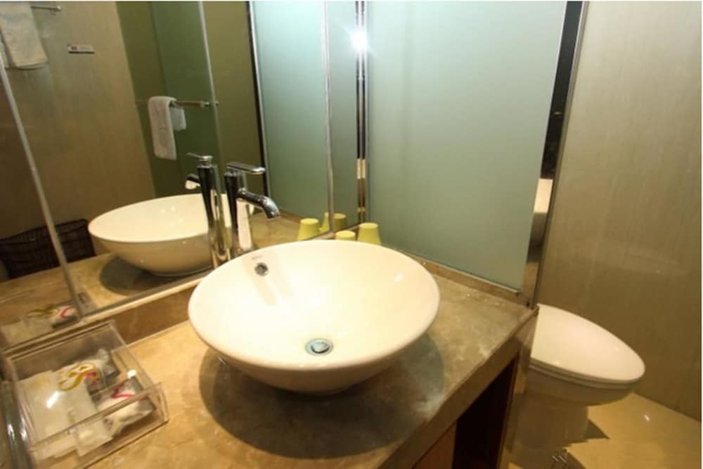 Metropolo Wuhan Sports Center Subway Station Dongfeng Avenue Hotel 23/23