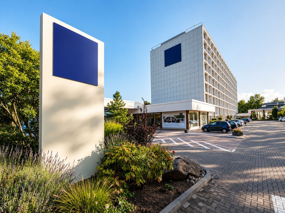 Sunday Hotel Main Taunus Frankfurt/Sulzbach 62/67