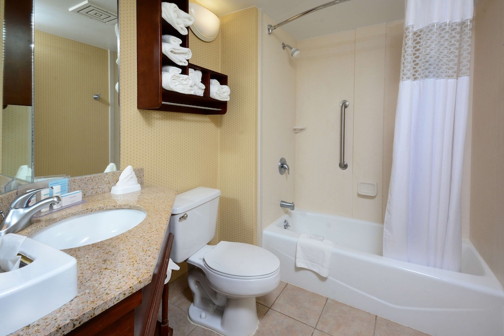 Hampton Inn Raleightown of Wake Forest 22/57