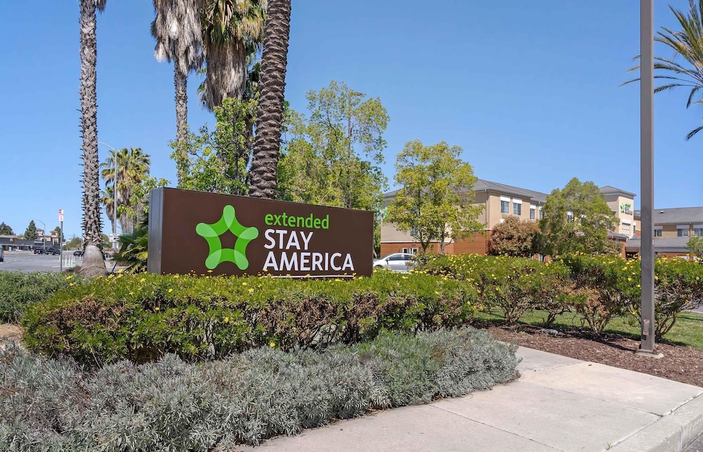 Extended Stay America Fremont - Fremont Boulevard South 56/60