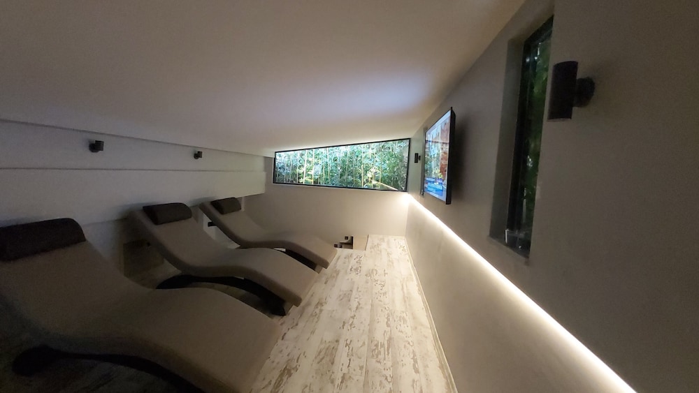 Sarnic Premier Hotel 39/61