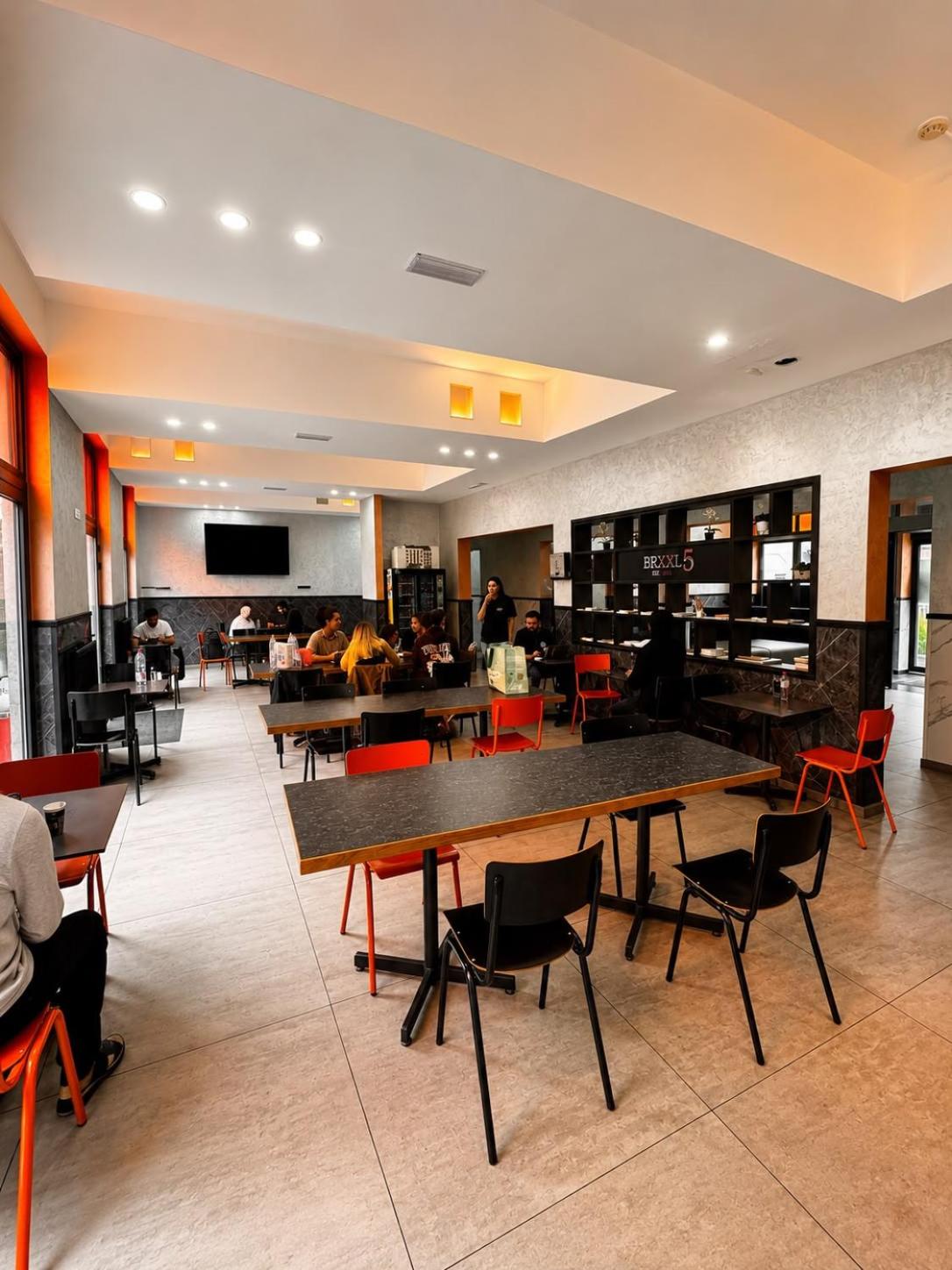 Brxxl5 City Centre Hostel 36/49