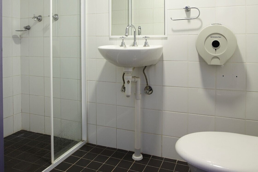 Big Backpackers Hostel 42/47
