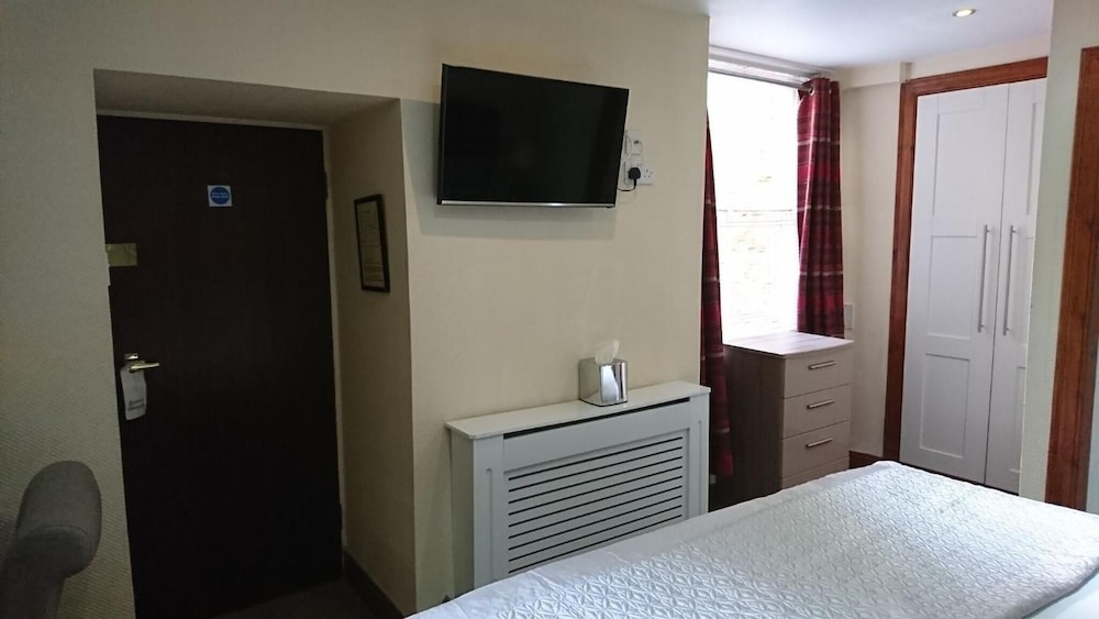 The Redcliffe 29/60