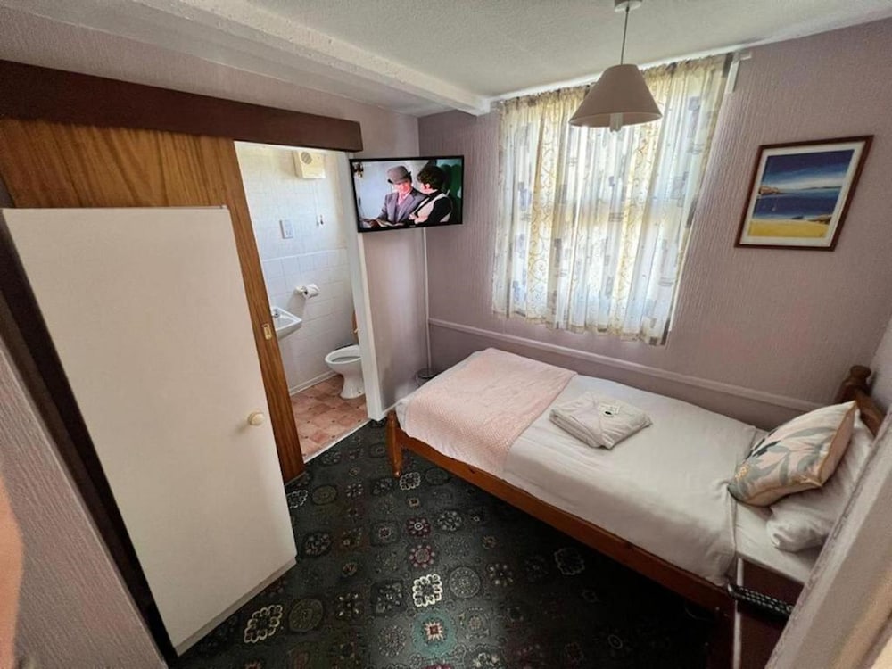 OYO Belvedere Guest House, Great Yarmouth 17/23