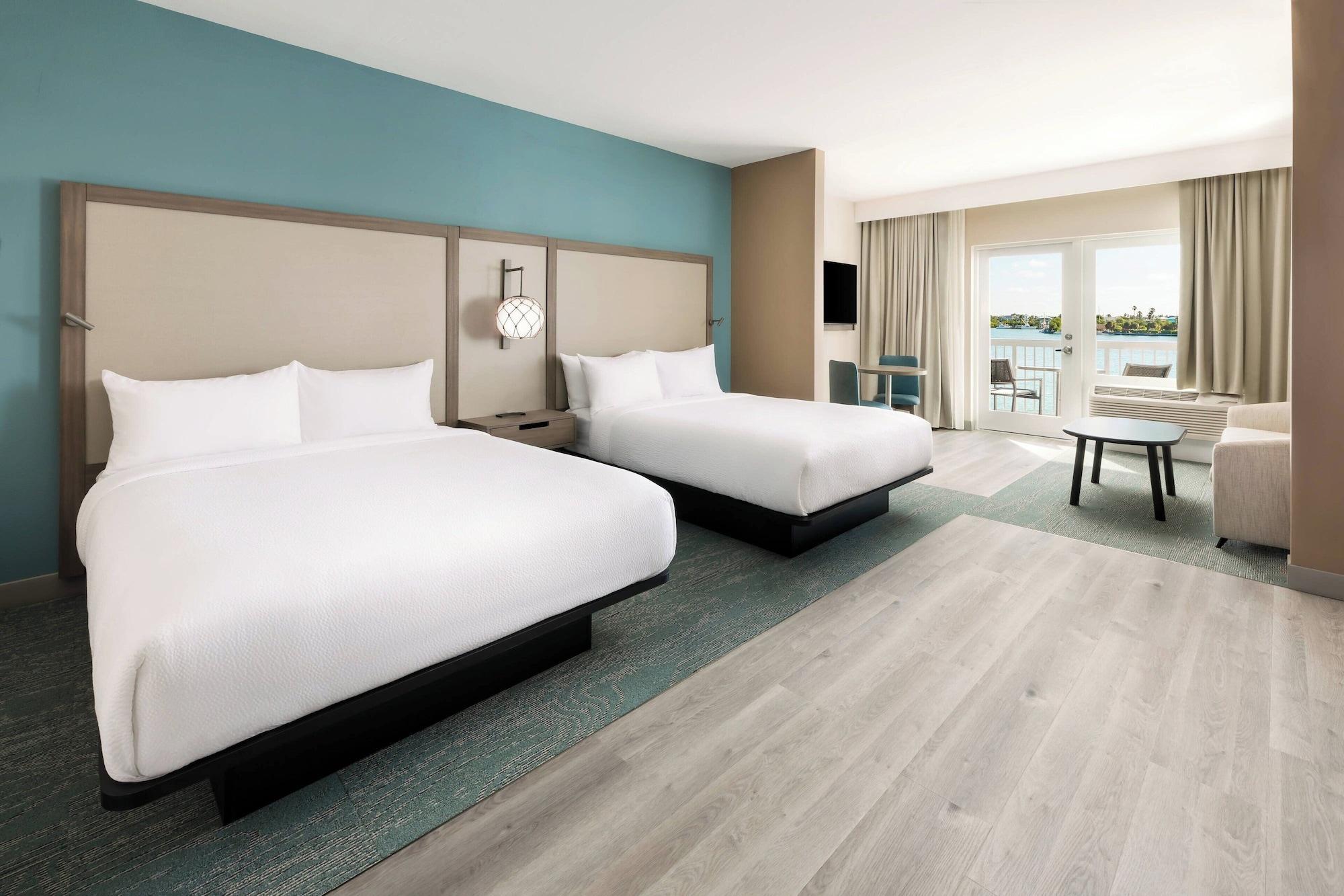 Suite, Multiple Beds, Bay View