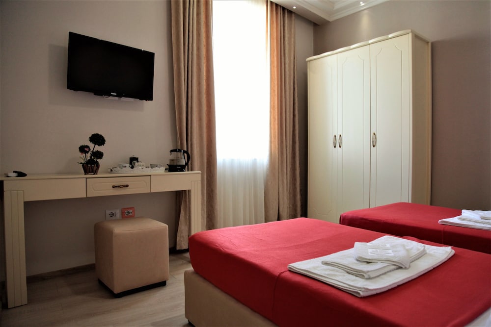 Hotel Veliera 31/70