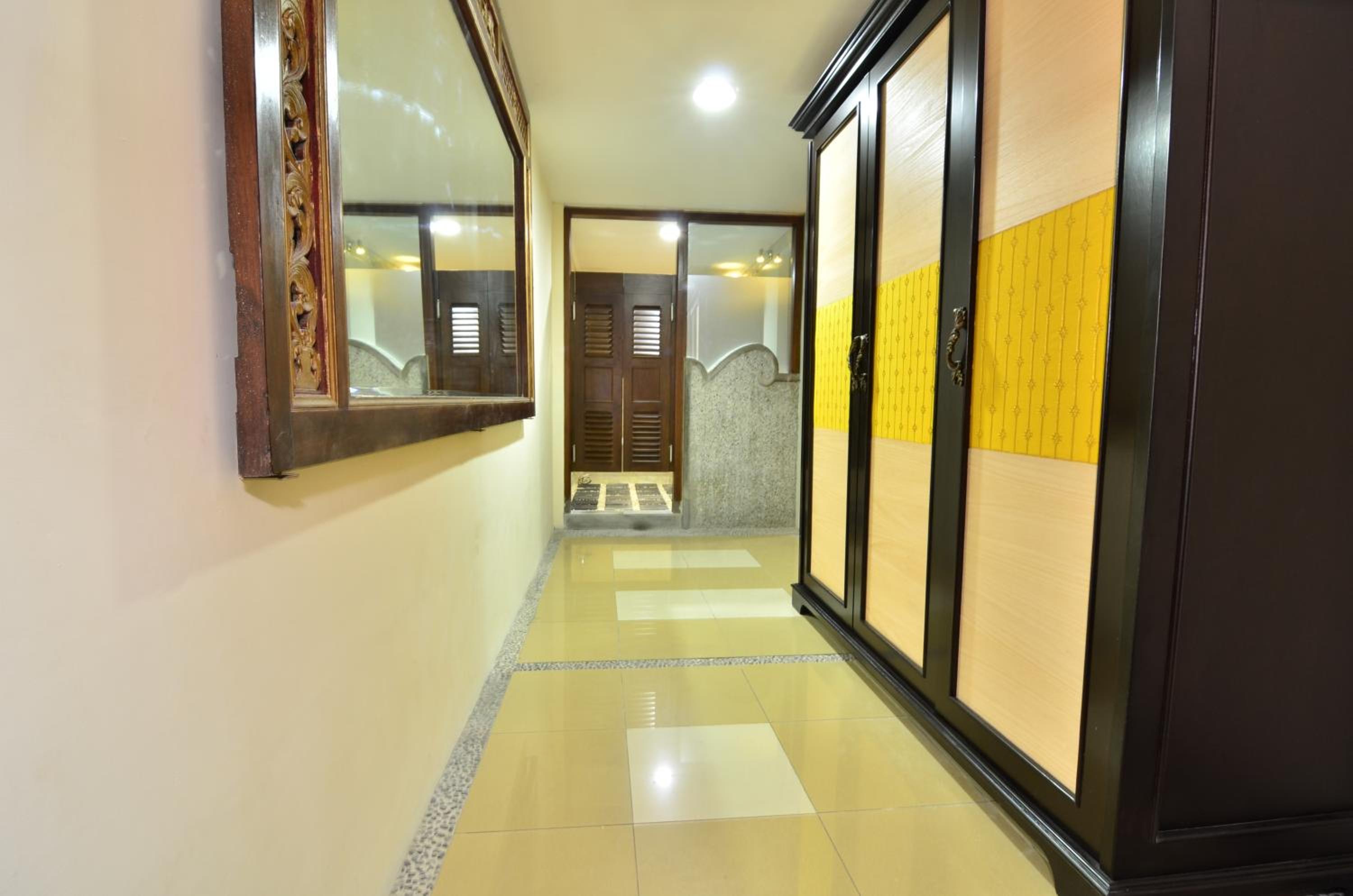 Balai Melayu Hotel 23/48