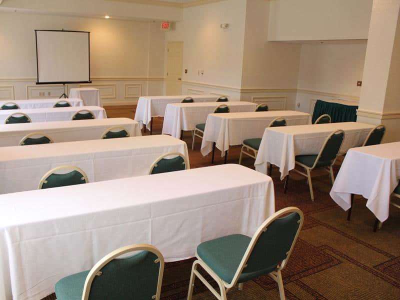 La Quinta Inn & Suites by Wyndham Coral Springs Univ Dr 21/23