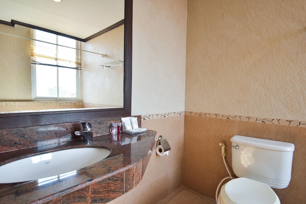 OYO 389 Sira Boutique Residence Phuket 25/28