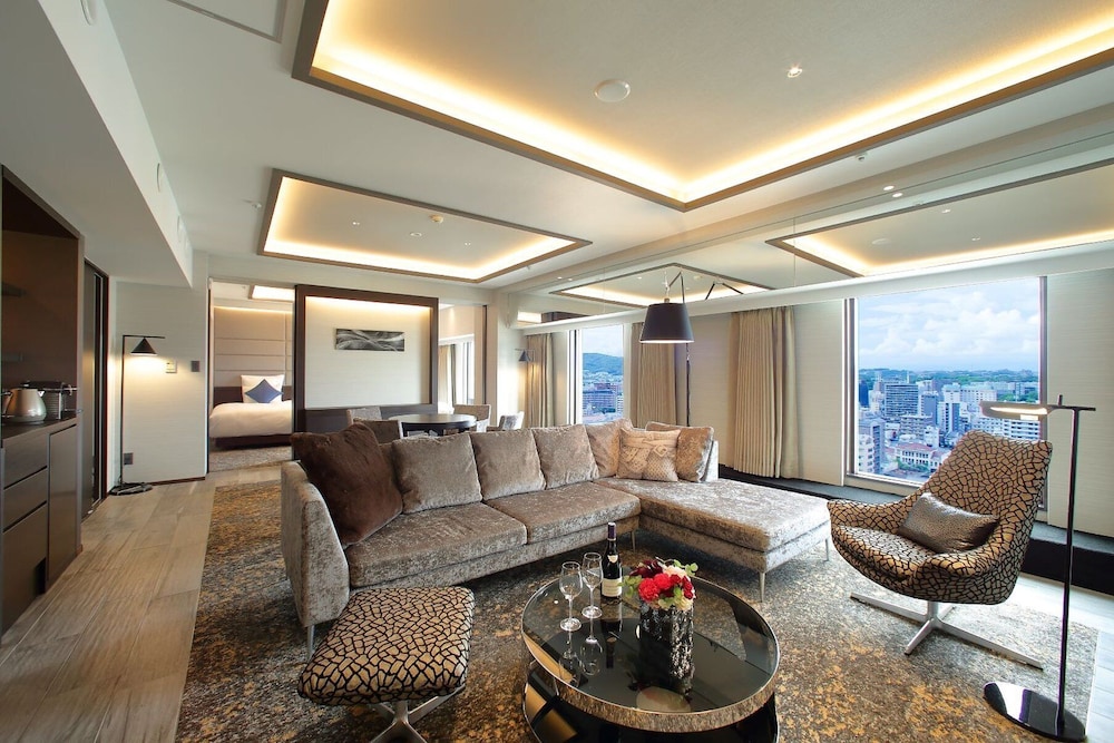 Crowne Plaza Ana Kumamoto New Sky 34/80