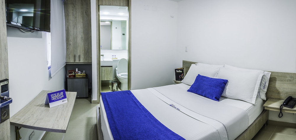 Hotel Laureles Plaza 34/63