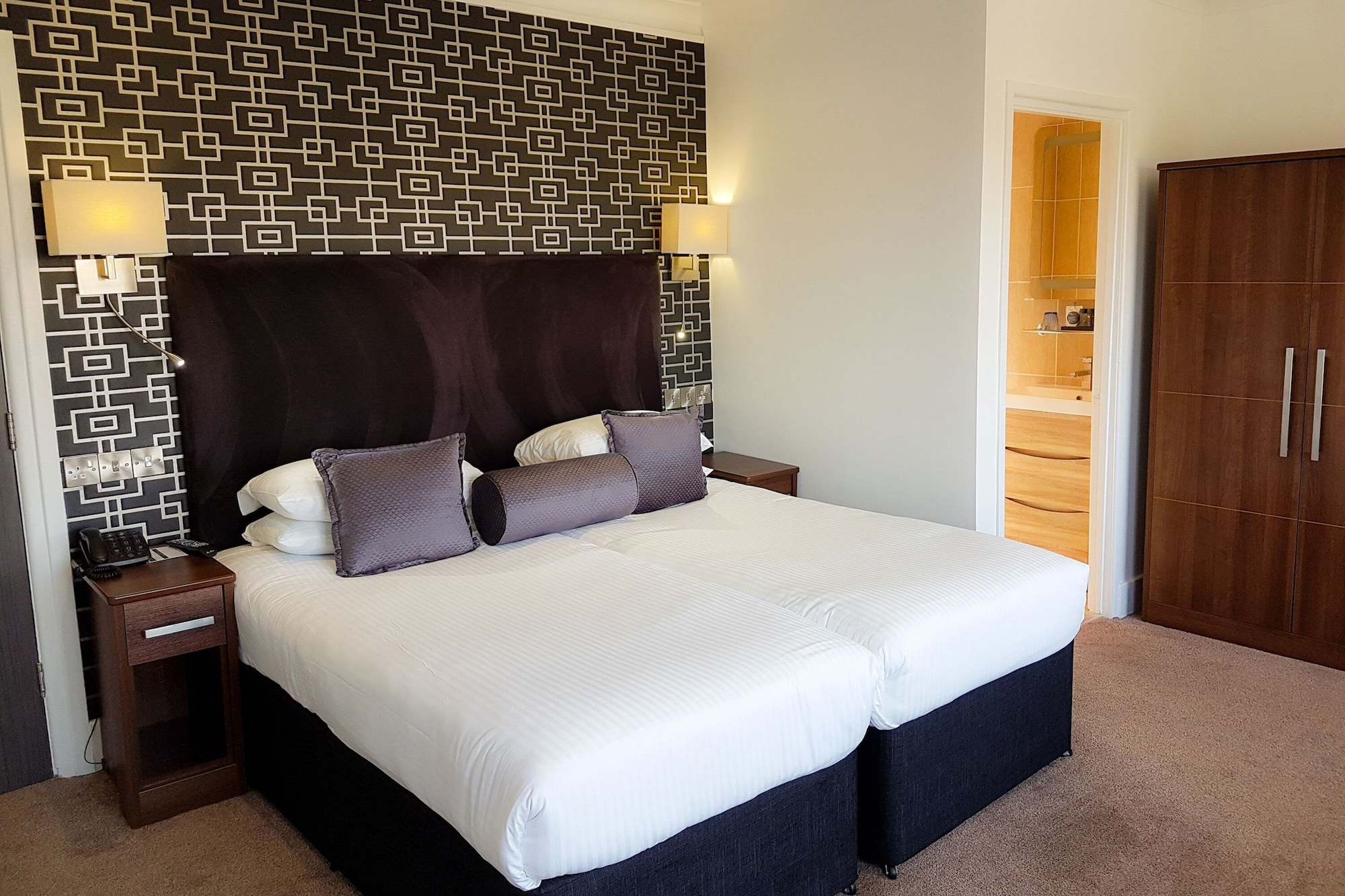غرفة قياسية بسرير مزدوج أو سريرين منفصلين، The Cumberland Hotel - Oceana Collection 3/5