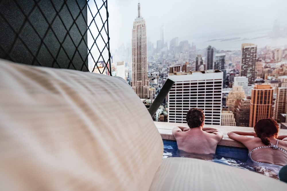 BoxHotel Hannover (App based Hotel) 7/28