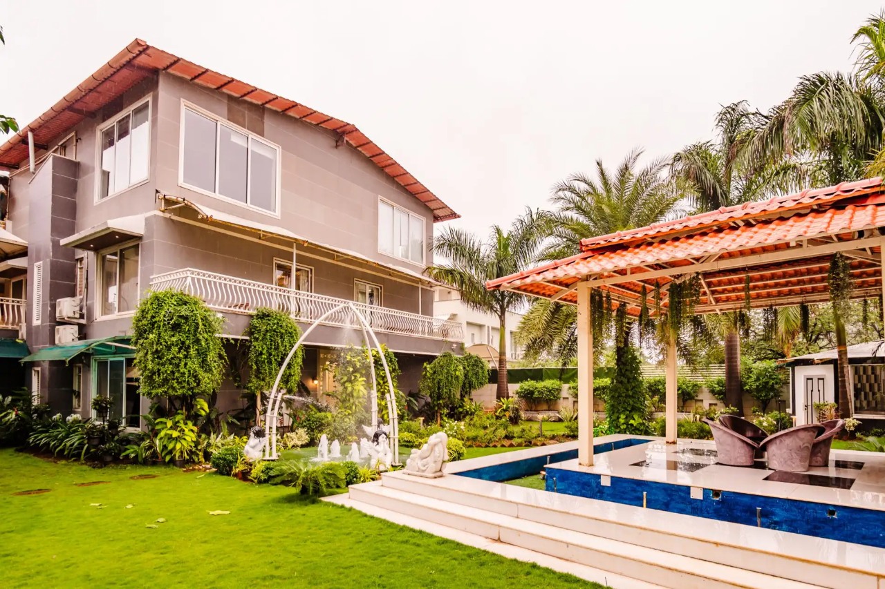 ELIVAAS Moonstone Meadows 9 BHK Retreat With Private Pool, Garden, Gazebo and Jacuzzi 16/16