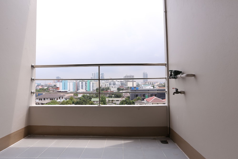 Infinite Hotel at Ratchada 56/81