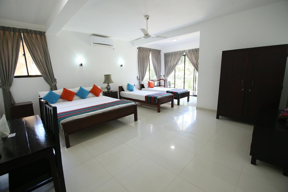 Oruthota Chalets 31/68