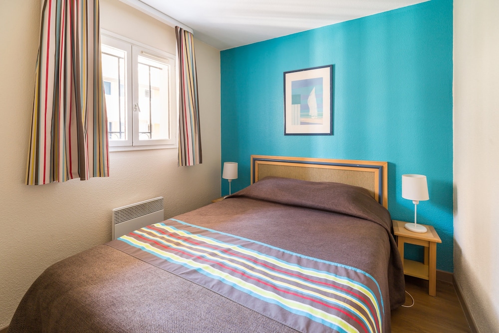 1 BEDROOM, APARTMENT, SEA VIEW, ALCOVE, BALCONY OR TERRACE