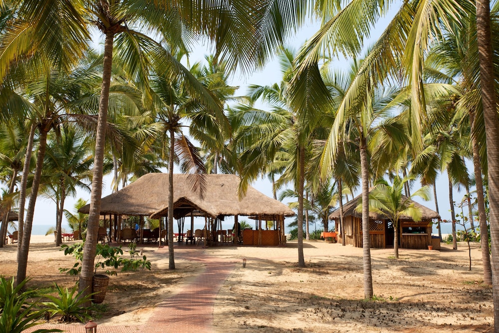 NEELESHWAR HERMITAGE 38/42