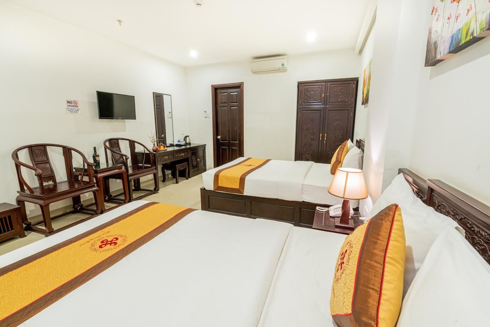Hoa Phong Hotel 12/60