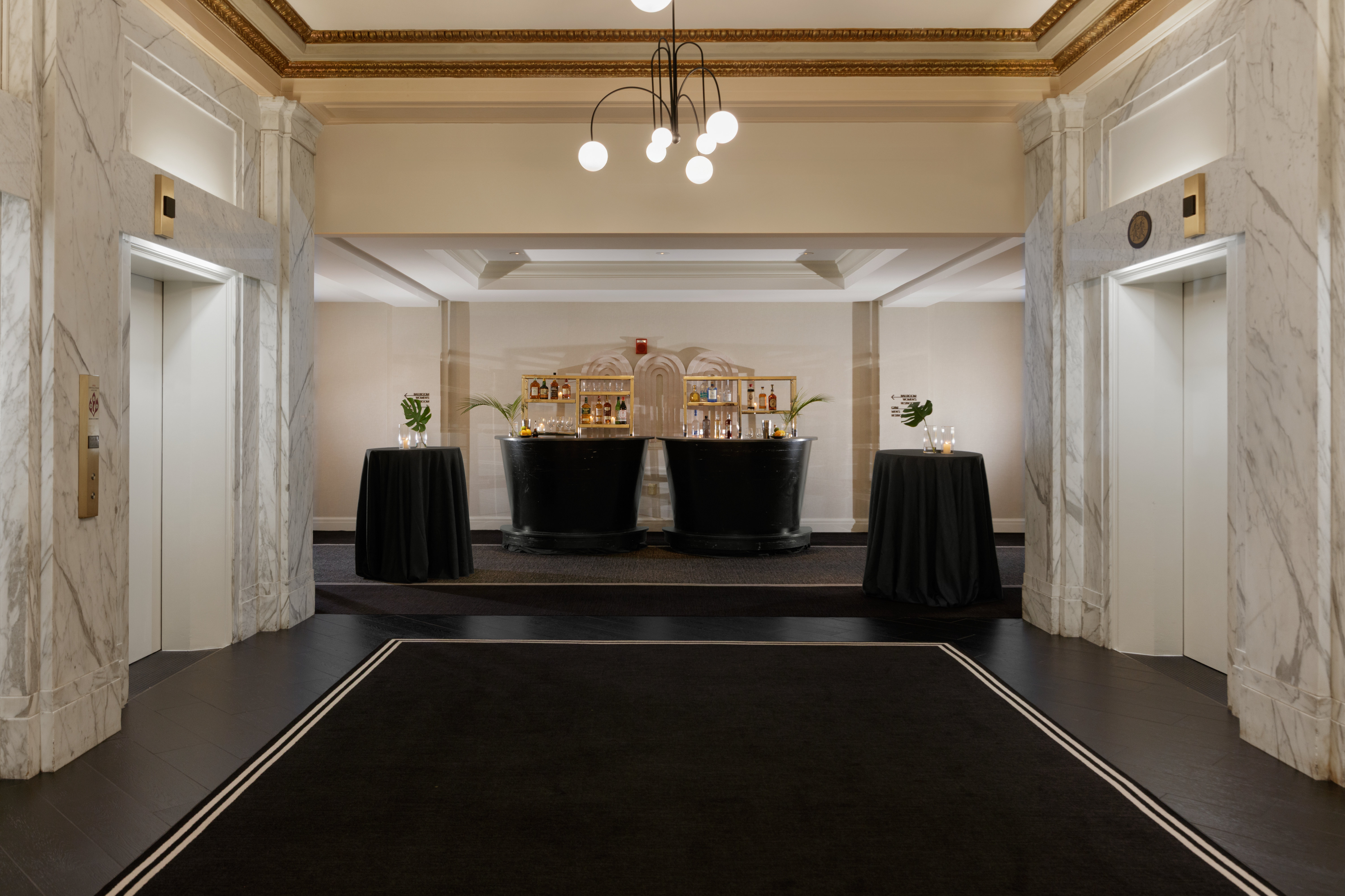 Kimpton Hotel Monaco Baltimore Inner Harbor 8/82
