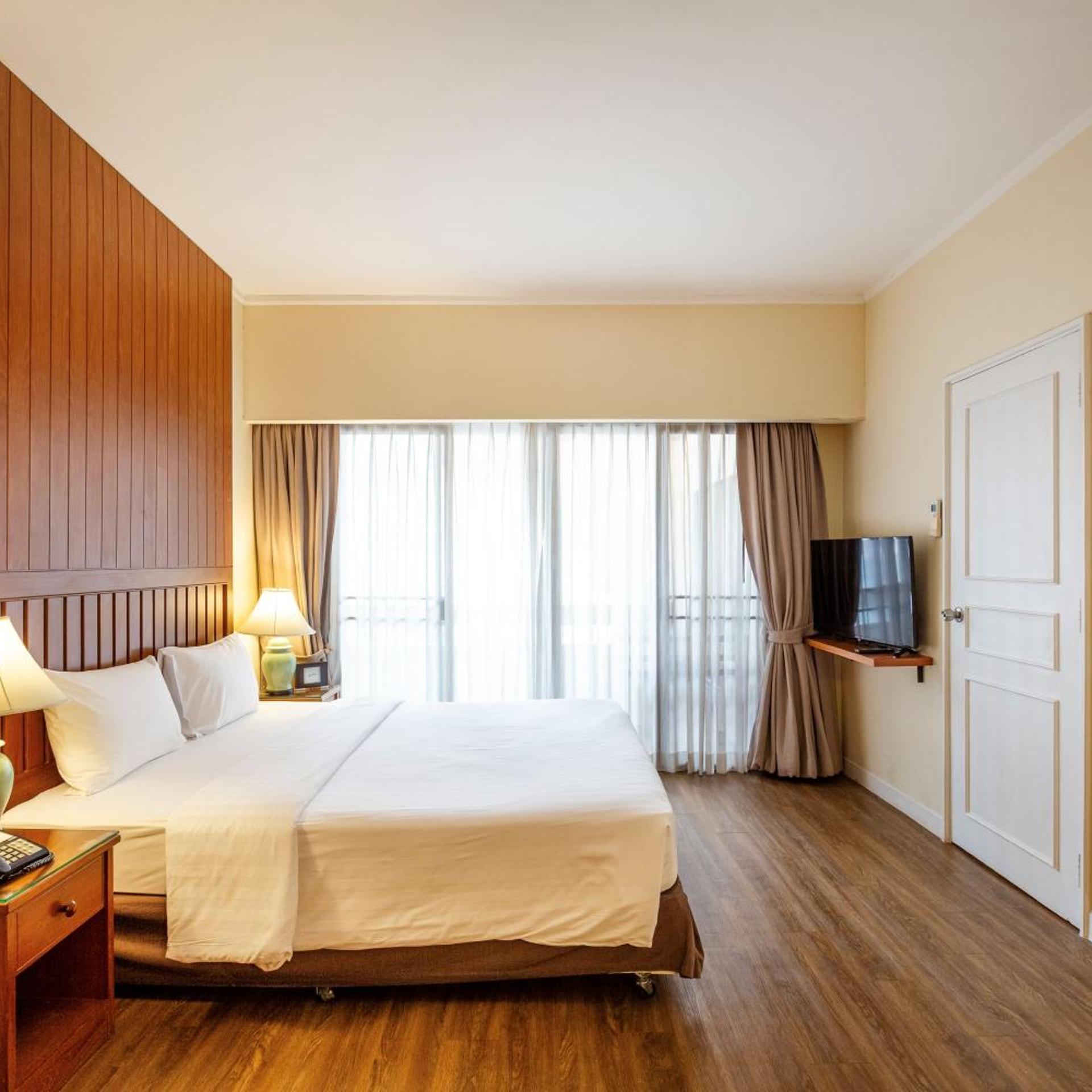 2 Bedrooms, Apartment