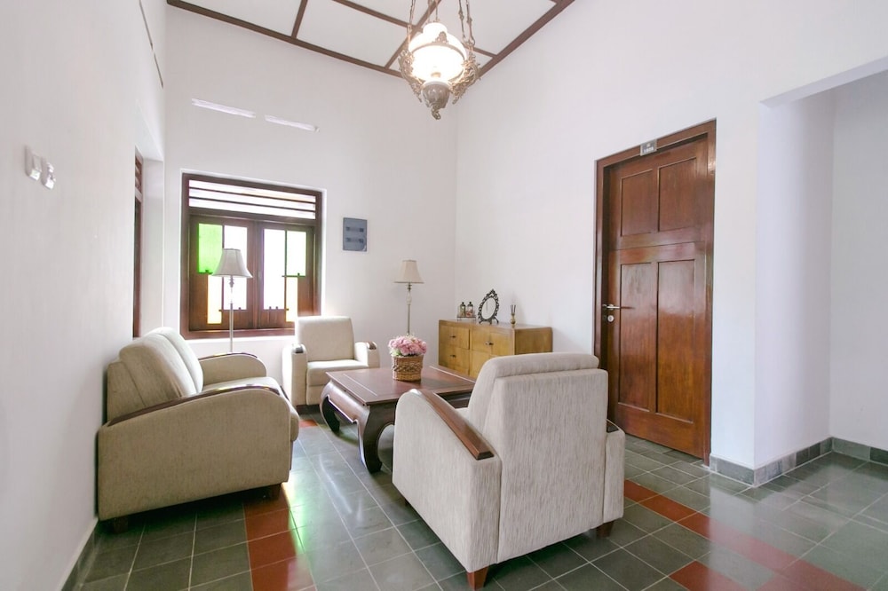 Taman Yuwono Heritage Malioboro 18/24