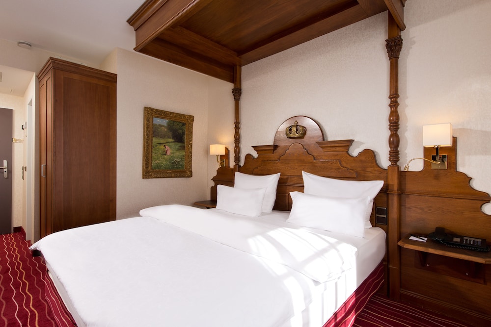 Kings First Class Hotel 17/77