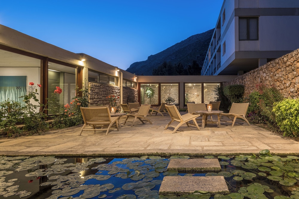 Amalia Hotel Delphi 27/66