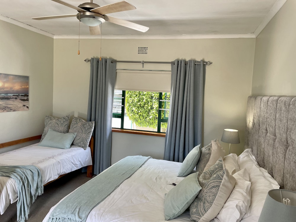 Sandra's Guest House 13/55