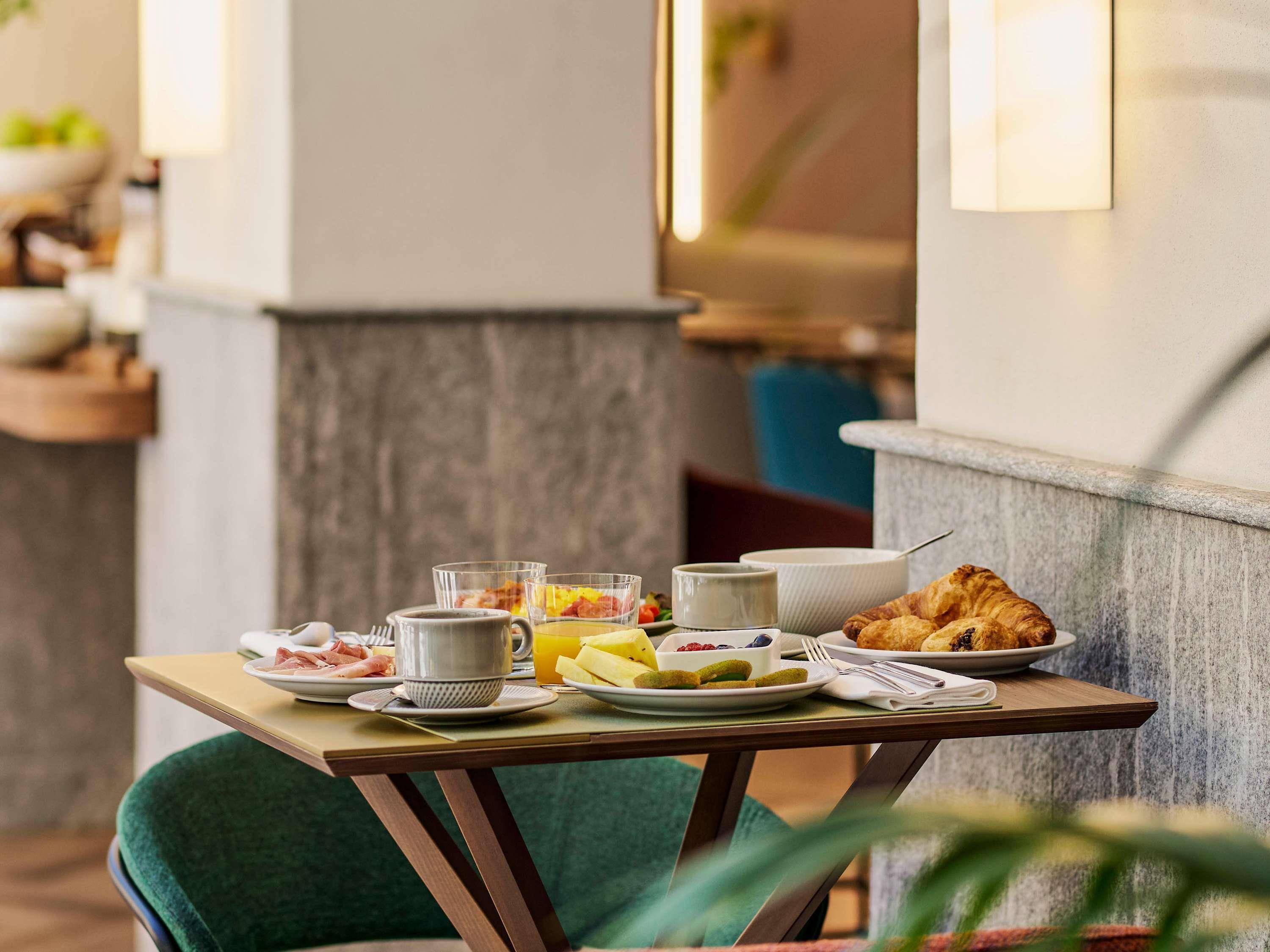 Hotel Giacomo Morra Alba - Handwritten Collection 37/49
