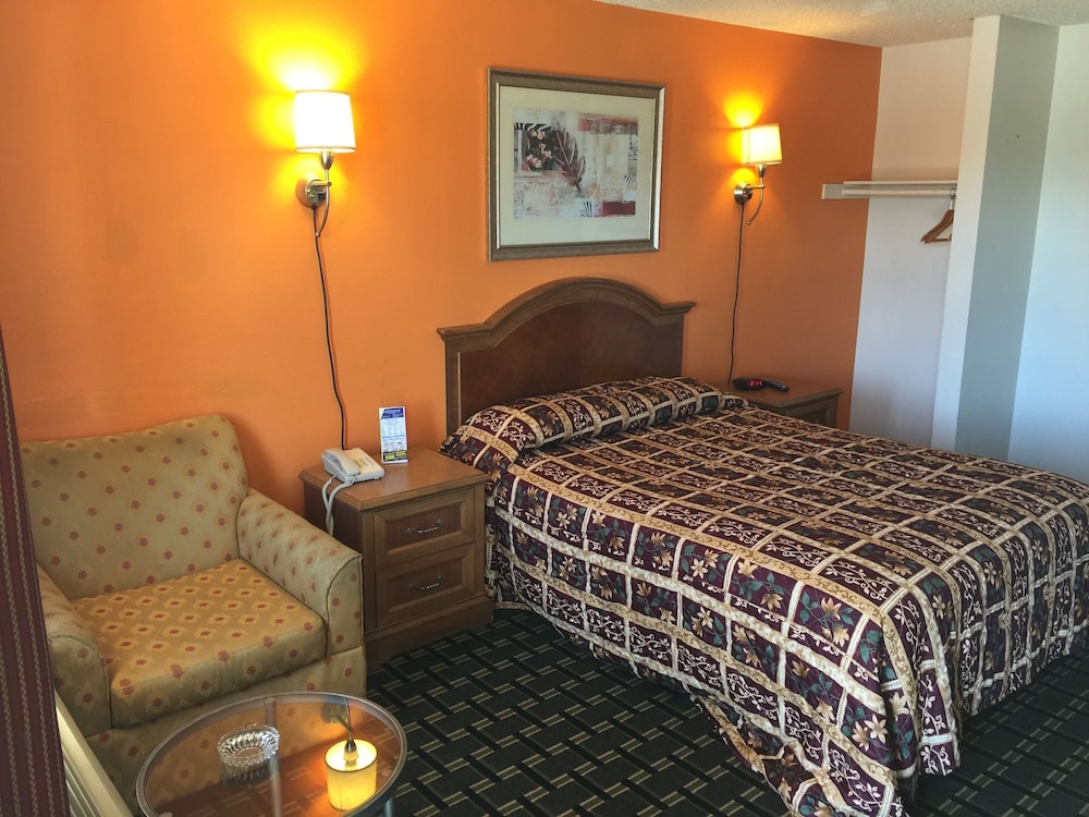 Anaheim National Inn 33/72