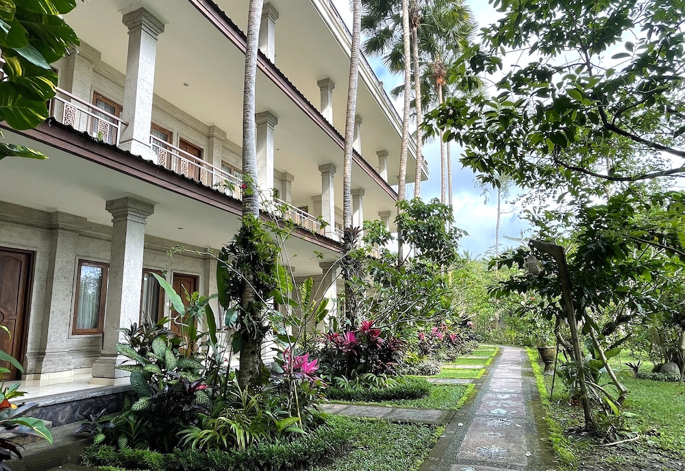 Om Ham Retreat And Resort 7/73