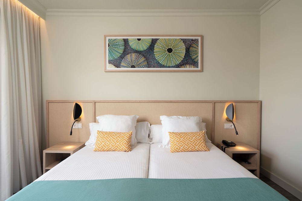 ROOM, DOUBLE BED, SEA VIEW, BALCONY