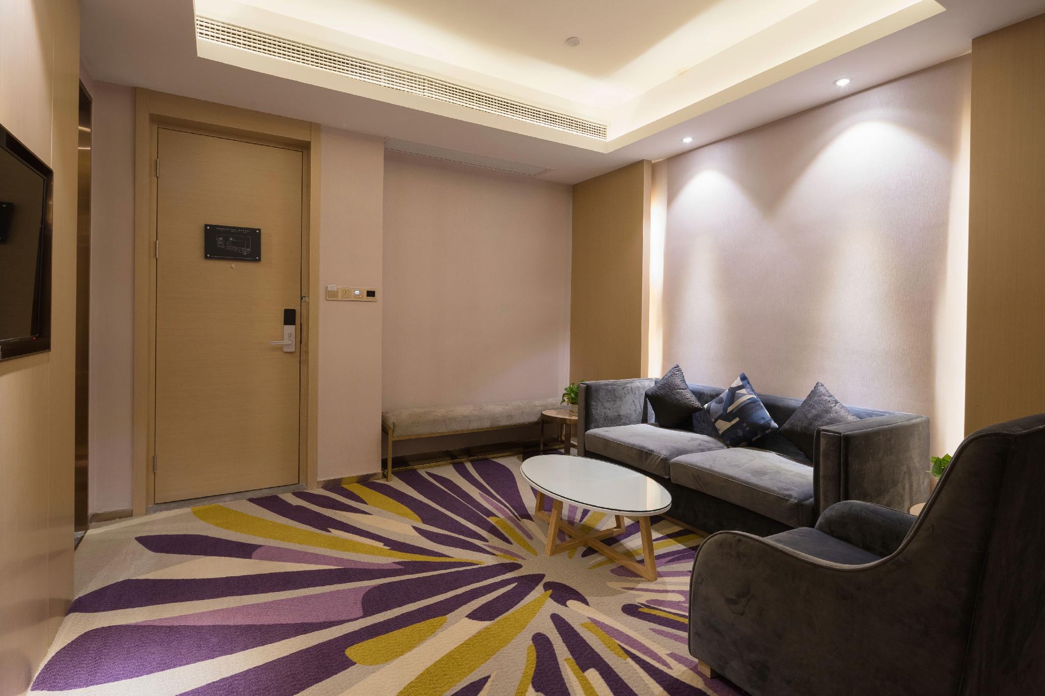 Lavande Hotel (Shenzhen Longgang Henggang Metro Station) 45/53