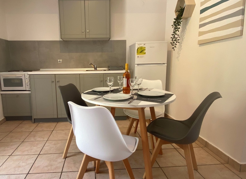 Oceanis Rooms Apartments 26/50