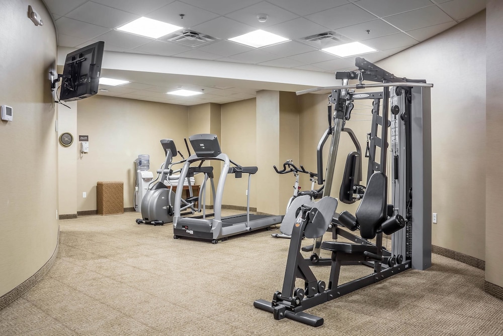 Comfort Inn The Pointe Niagara Falls, NY 23/47
