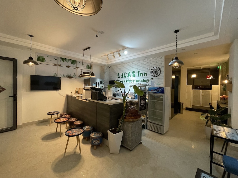 Lucas Inn 19/28